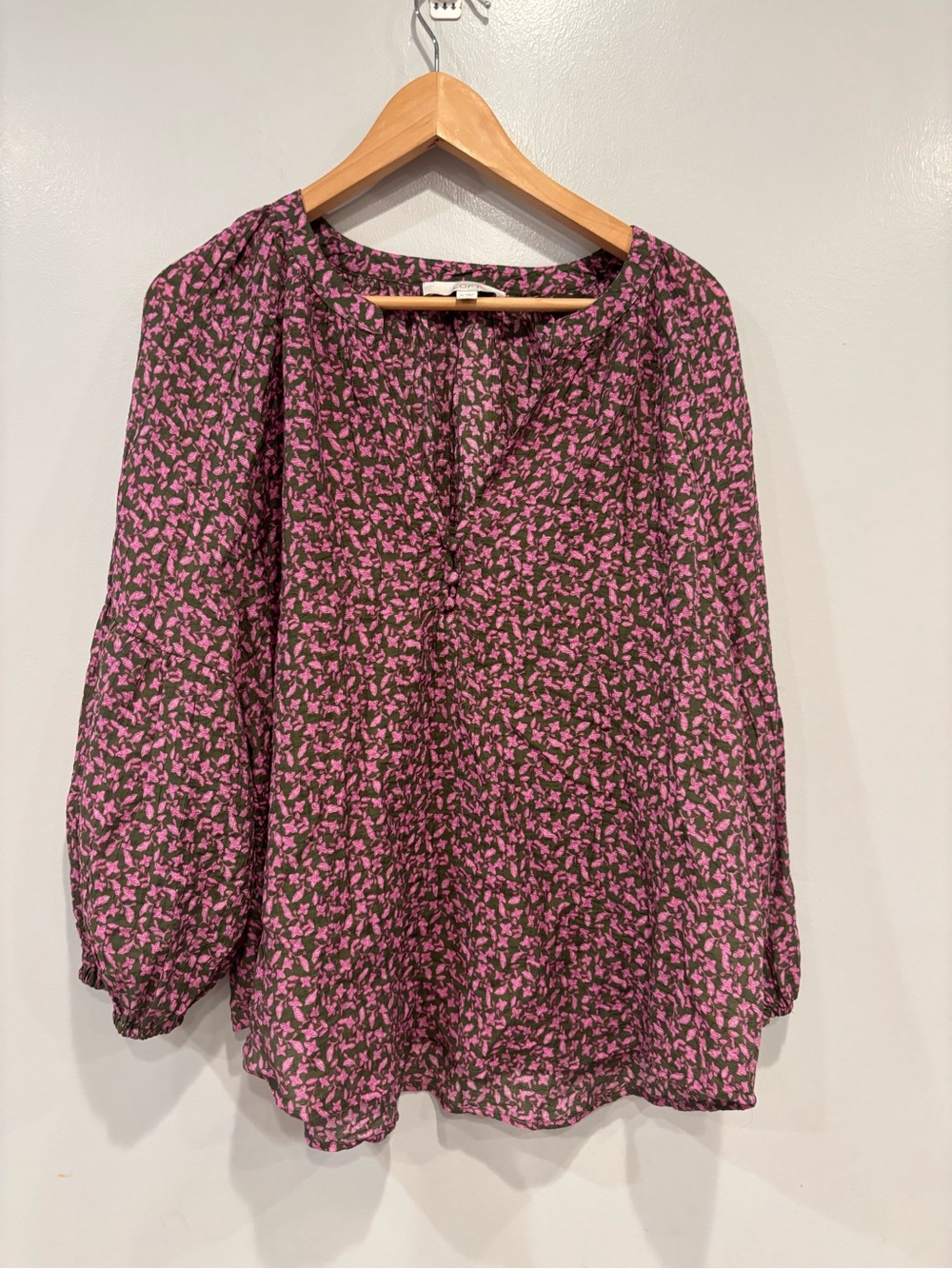 LOFT Pink and Black Floral Balloon-Sleeve Blouse